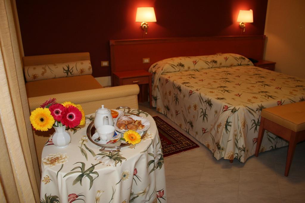 Hotel D'Orleans Palermo Dış mekan fotoğraf